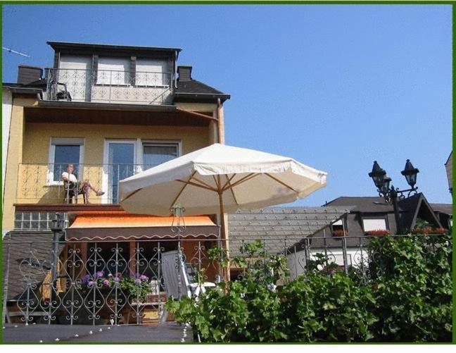 Gaestehaus Kiesgen-Mendgen Bernkastel-Kues Exteriér fotografie